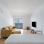 - Junto A Piscinas Naturales Con Terraza