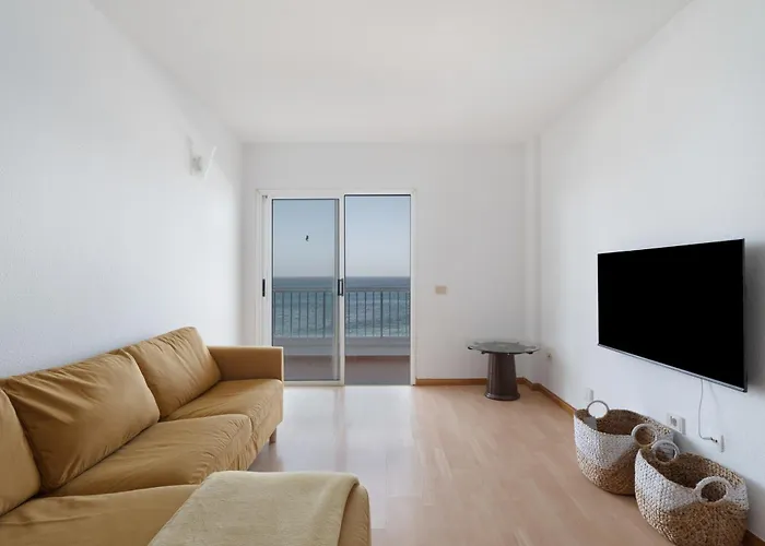Apartamento - Junto A Piscinas Naturales Con Terraza Bajamar (La Laguna)