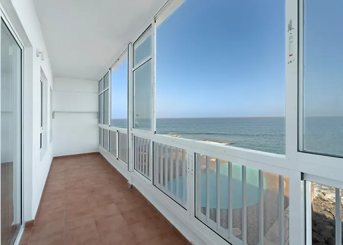 - Junto A Piscinas Naturales Con Terraza Bajamar (La Laguna)