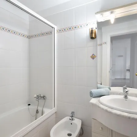 Apartament - Junto A Piscinas Naturales Con Terraza *
