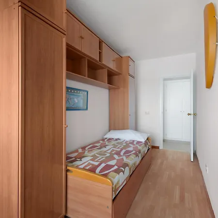 - Junto A Piscinas Naturales Con Terraza