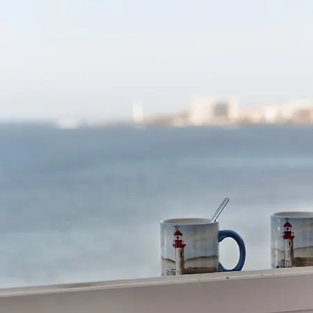 - Junto A Piscinas Naturales Con Terraza Apartament *