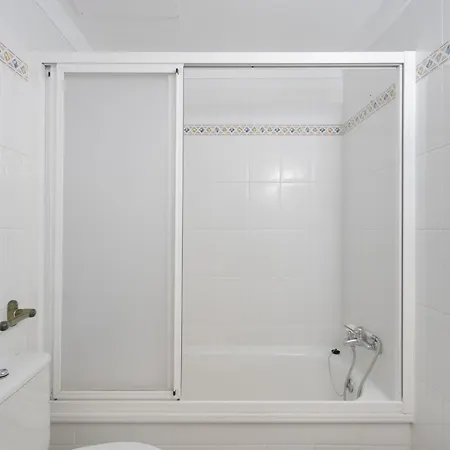 - Junto A Piscinas Naturales Con Terraza *