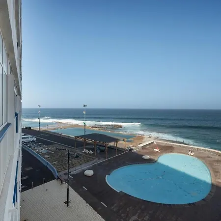 - Junto A Piscinas Naturales Con Terraza Apartament *