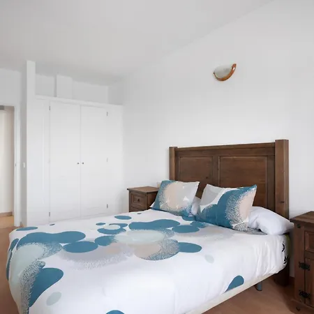 - Junto A Piscinas Naturales Con Terraza Apartman