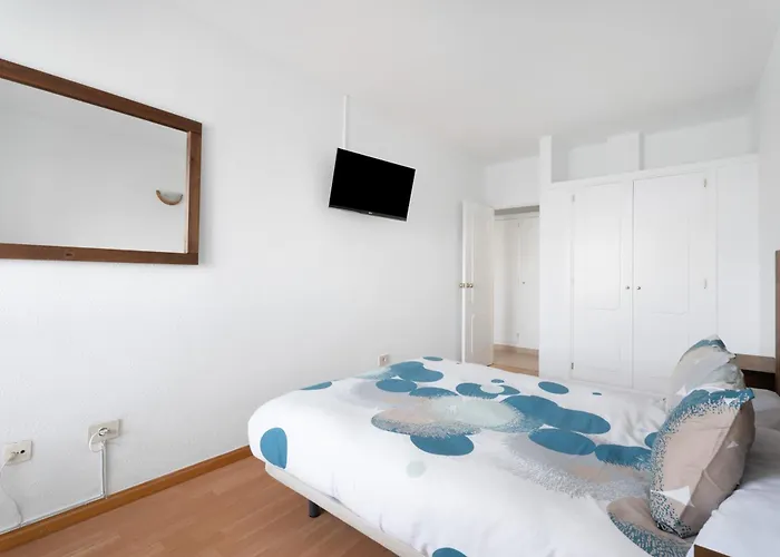 - Junto A Piscinas Naturales Con Terraza Bajamar