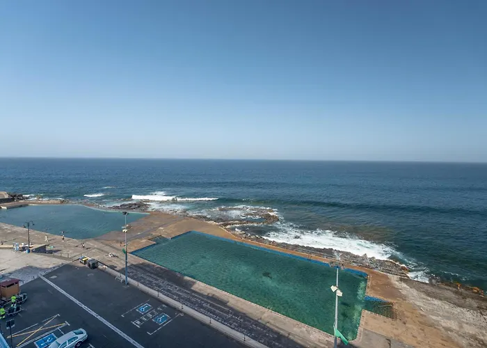 - Junto A Piscinas Naturales Con Terraza Apartman *