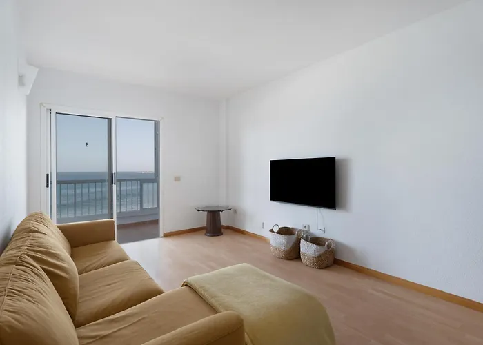 - Junto A Piscinas Naturales Con Terraza * Bajamar