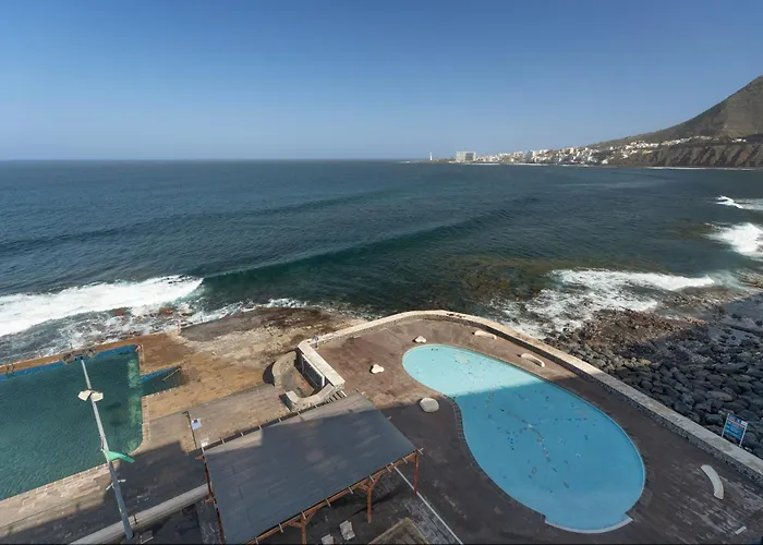 - Junto A Piscinas Naturales Con Terraza * Bajamar